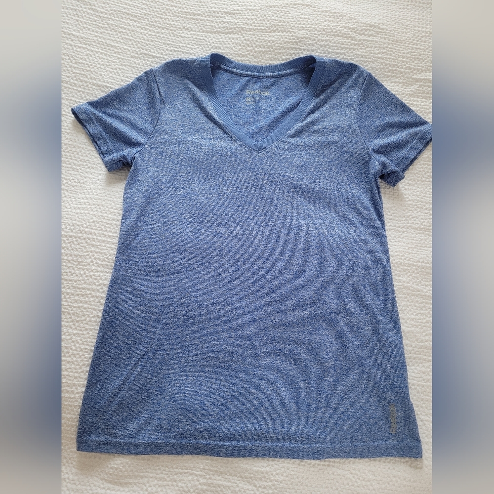 Reebok t-shirt